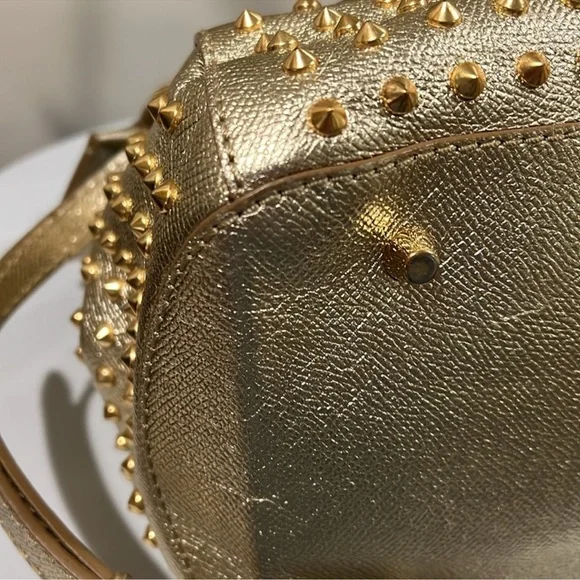 Burberry Gold Studded Blaze Handle Bag Handbag with Strap - Picture 14 of 16